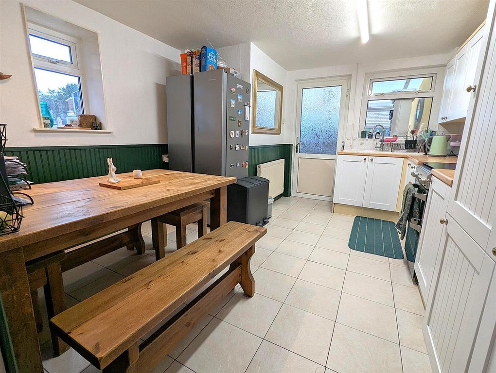 Property photo 2 of 23 Pxl_20260116_154445551.Jpg