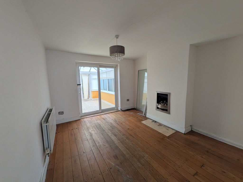 Property photo 3 of 19 Pxl_20251231_113823130