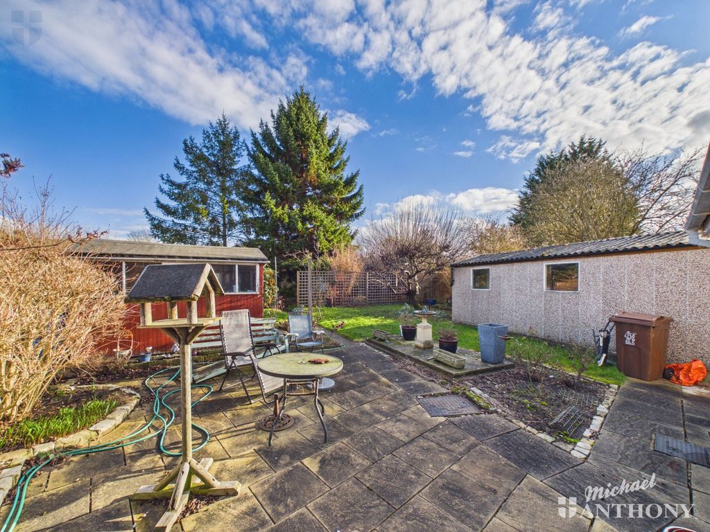 Property photo 3 of 17 Eb87391996Ff43E7Bc9A2Fc1449dc208_80_Cam03218G0-Pr0903-Still001