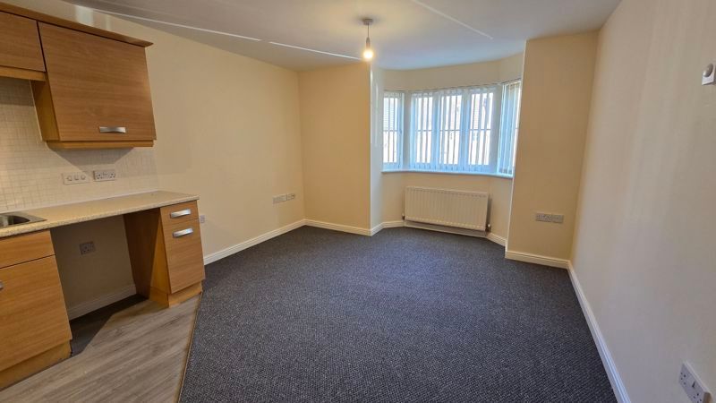 Property photo 2 of 13 Photo 1