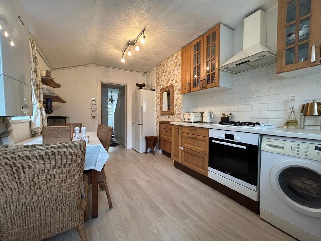 Property photo 3 of 19 12.Jpg