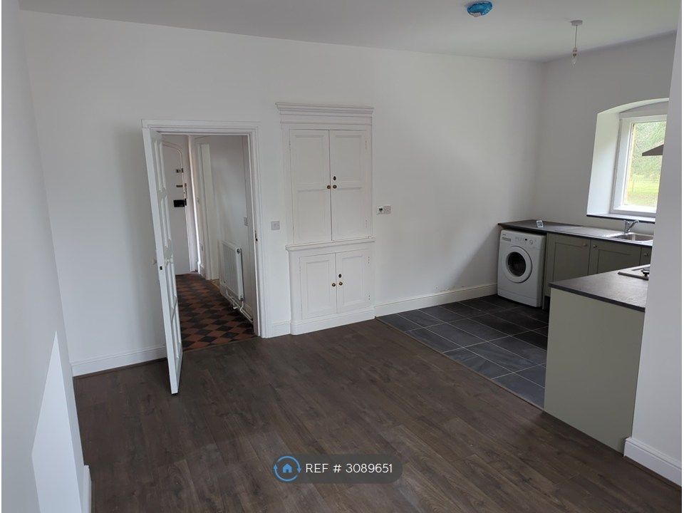 Property photo 3 of 13 Kitchen/Dining Room
