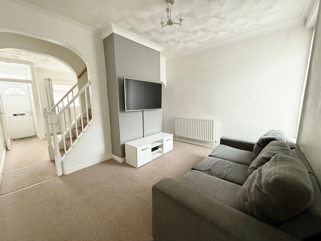 Property photo 3 of 14