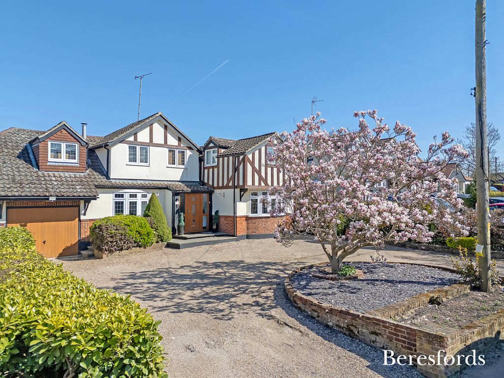 Property photo 2 of 33 Picture No. 67