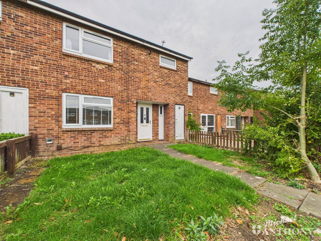 Property photo 1 of 18 Cam03218G0-Pr0779-Still021