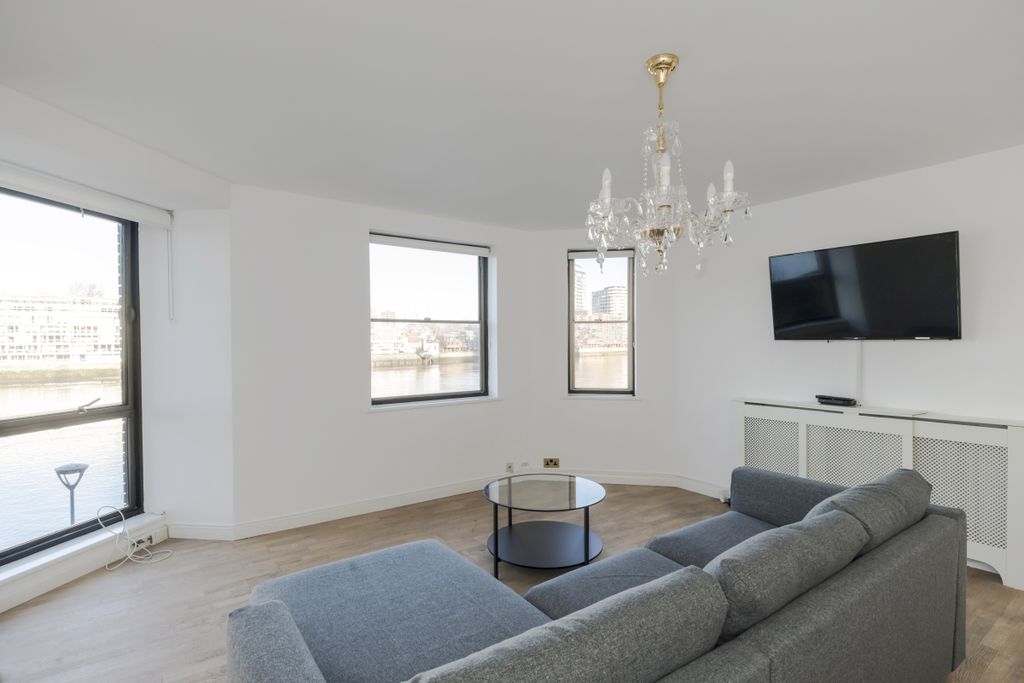 Property photo 1 of 15 72-Riverside-Cour...