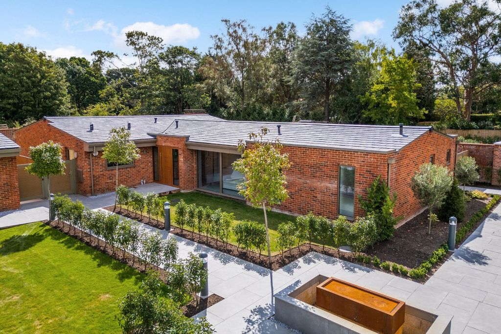 Property photo 3 of 16 Picture No. 26