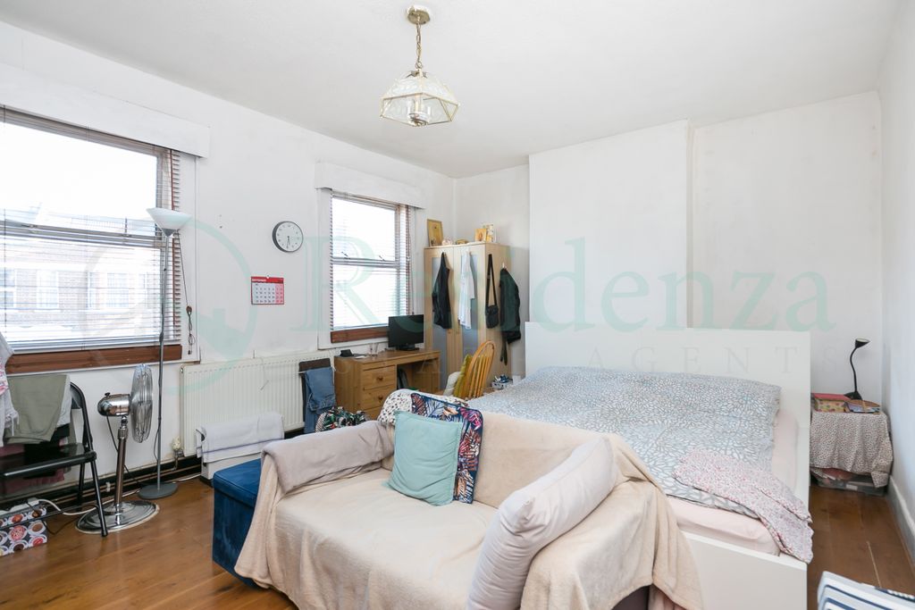 Property photo 3 of 4