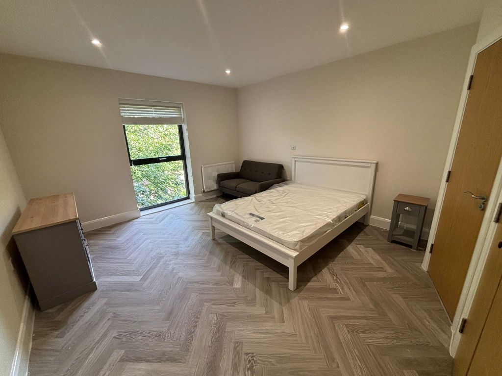 Property photo 3 of 4