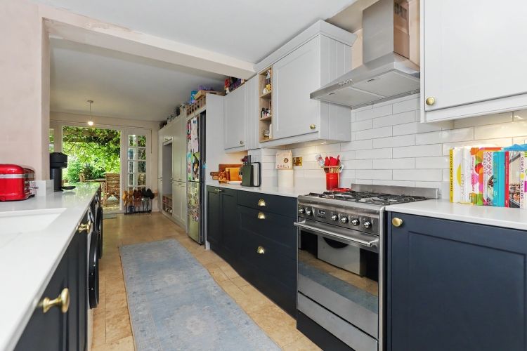 Property photo 2 of 9 334046