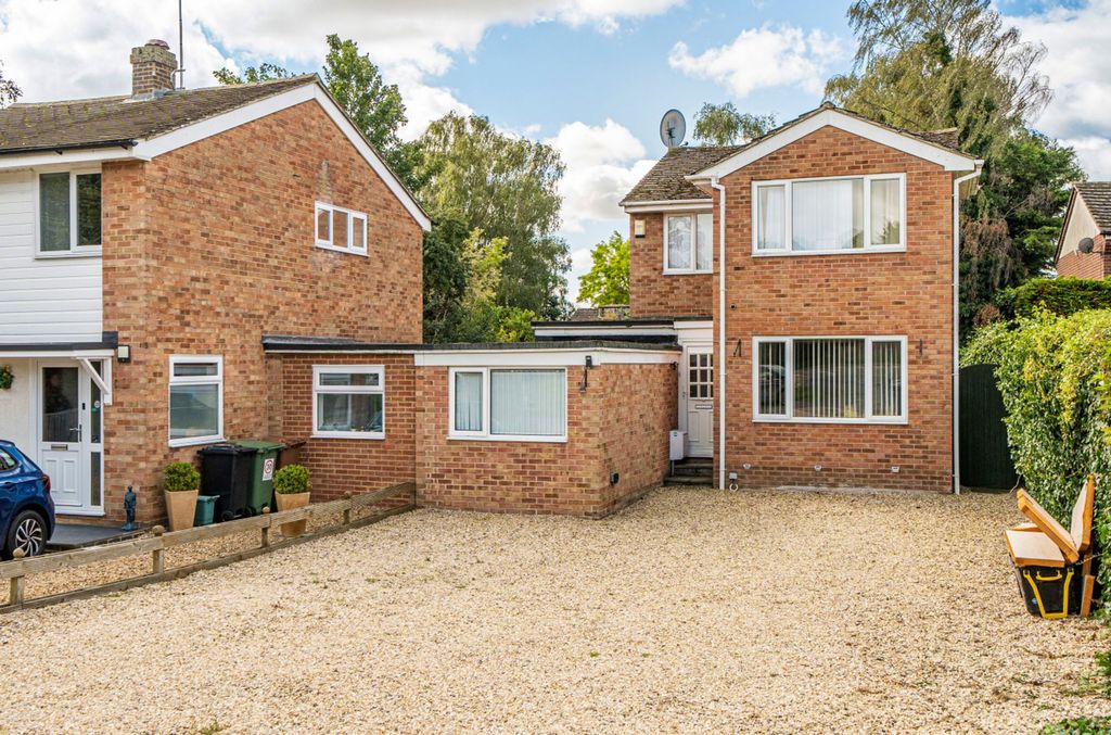 Property photo 1 of 18