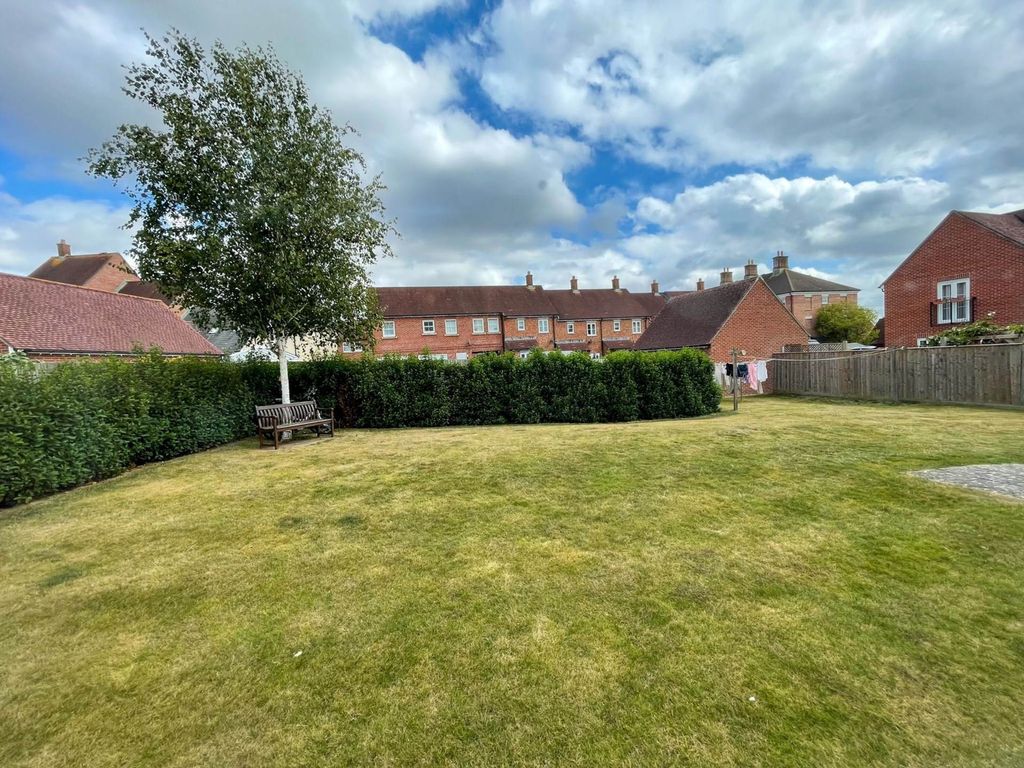Property photo 3 of 4