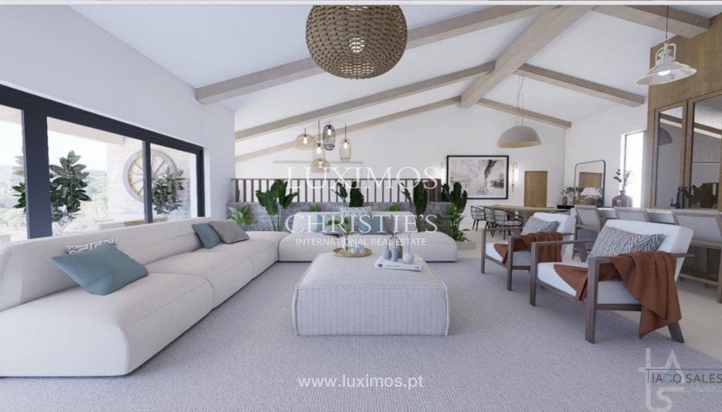 Property photo 3 of 43