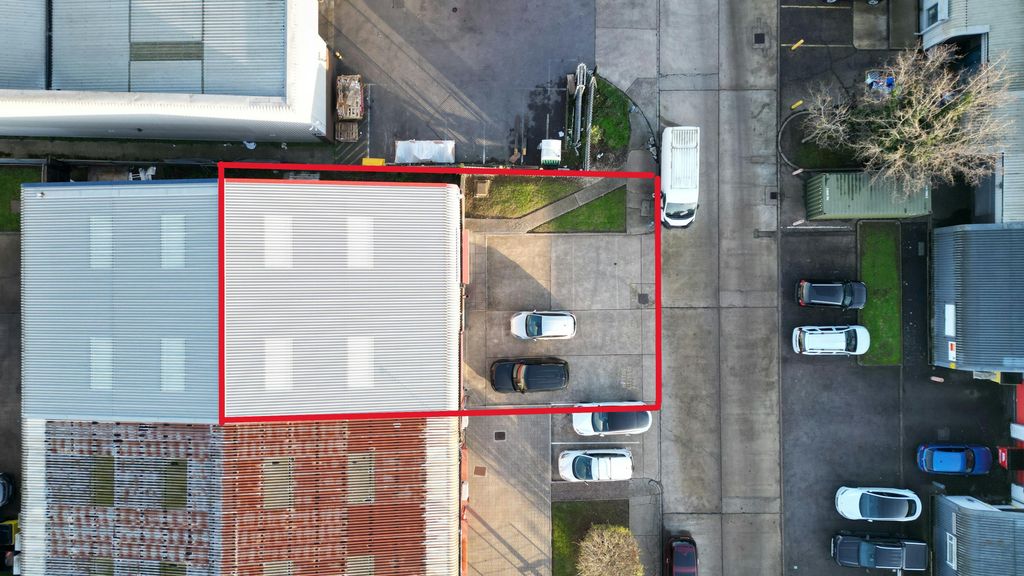 Property photo 2 of 4 19 Newlands Overhead.Jpg