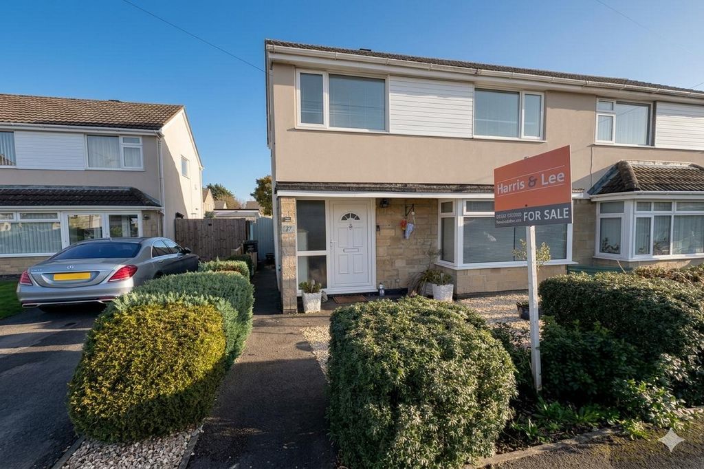 Property photo 1 of 15 Front