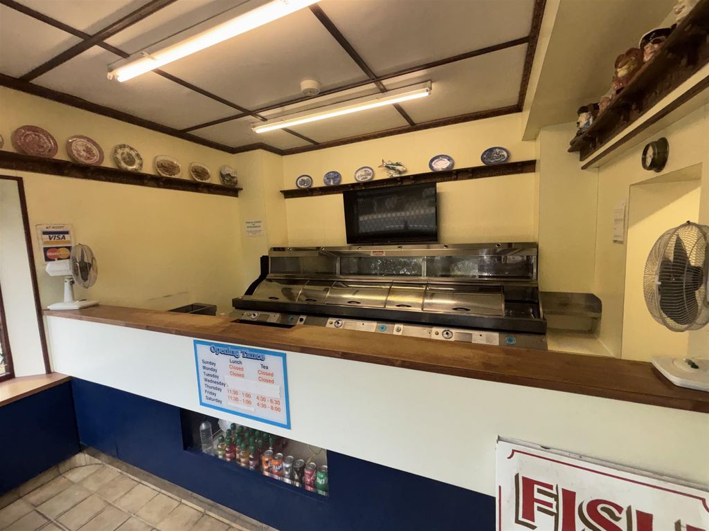 Property photo 1 of 8 Photo 0