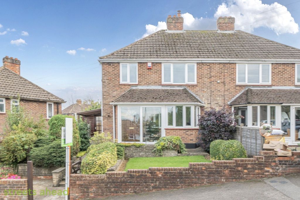 Property photo 1 of 18 Picture No. 24