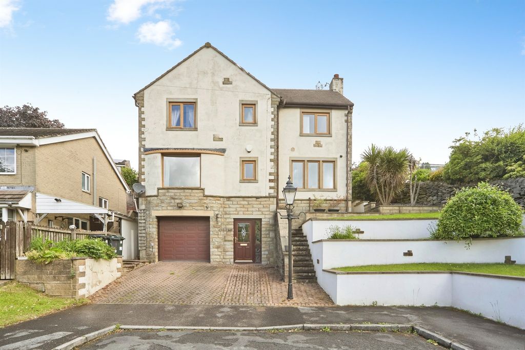 Property photo 1 of 26