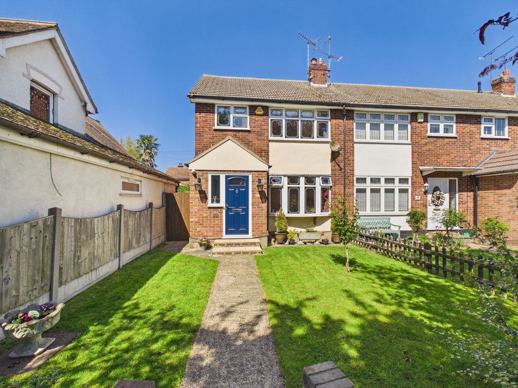 Property photo 1 of 27