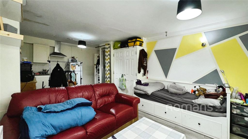 Additional image 11 of 9 bed detached house for saleManor Road, Aldershot, Hampshire GU11