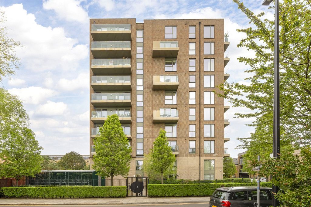 Property photo 1 of 15 Exterior