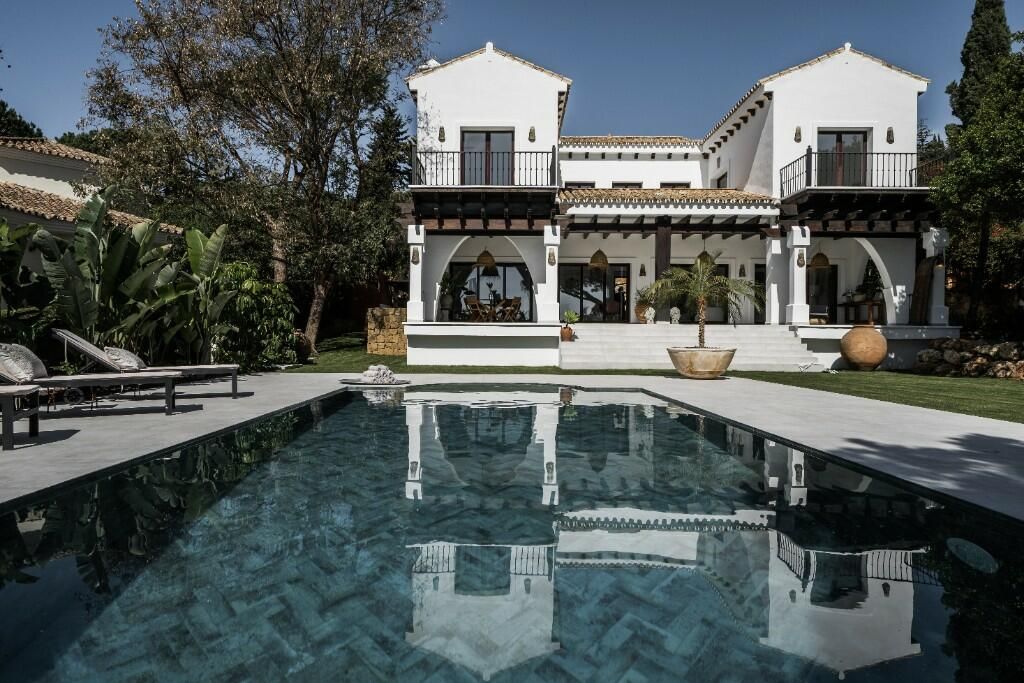 Property photo 1 of 3