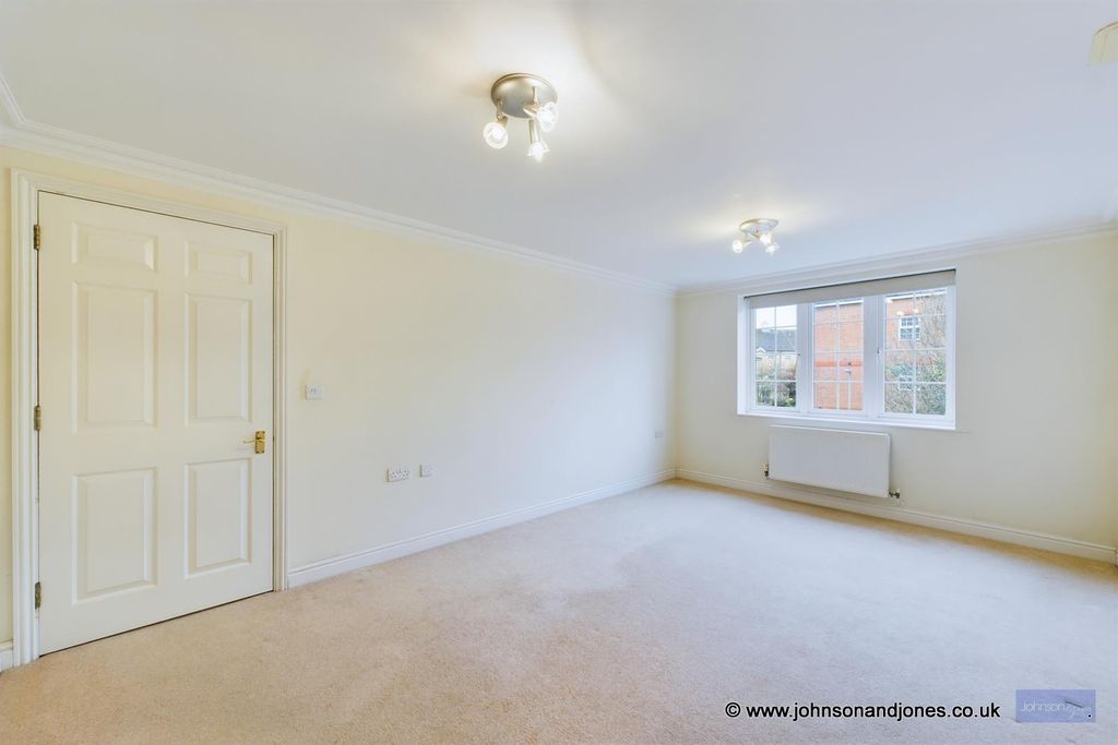 Property photo 3 of 11 Cam02663G0-Pr0092-Still002.Jpg