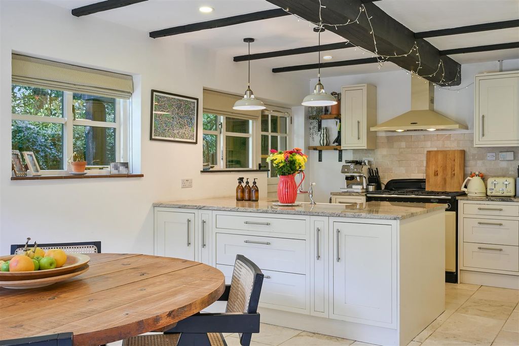 Property photo 2 of 31 Tudor Cottage- (23).Jpg