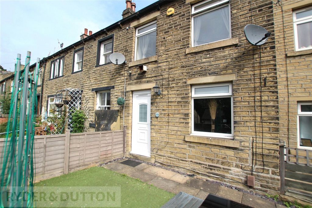 Property photo 1 of 25 Front