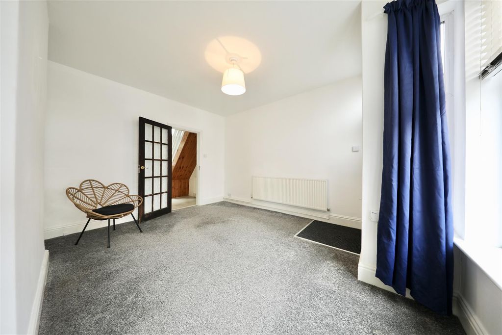 Property photo 2 of 16 0A4A1147.Jpg