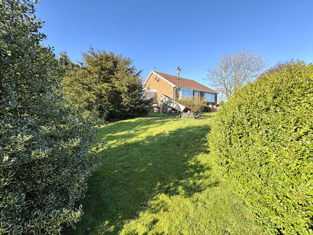 Property photo 3 of 39 Img_5664