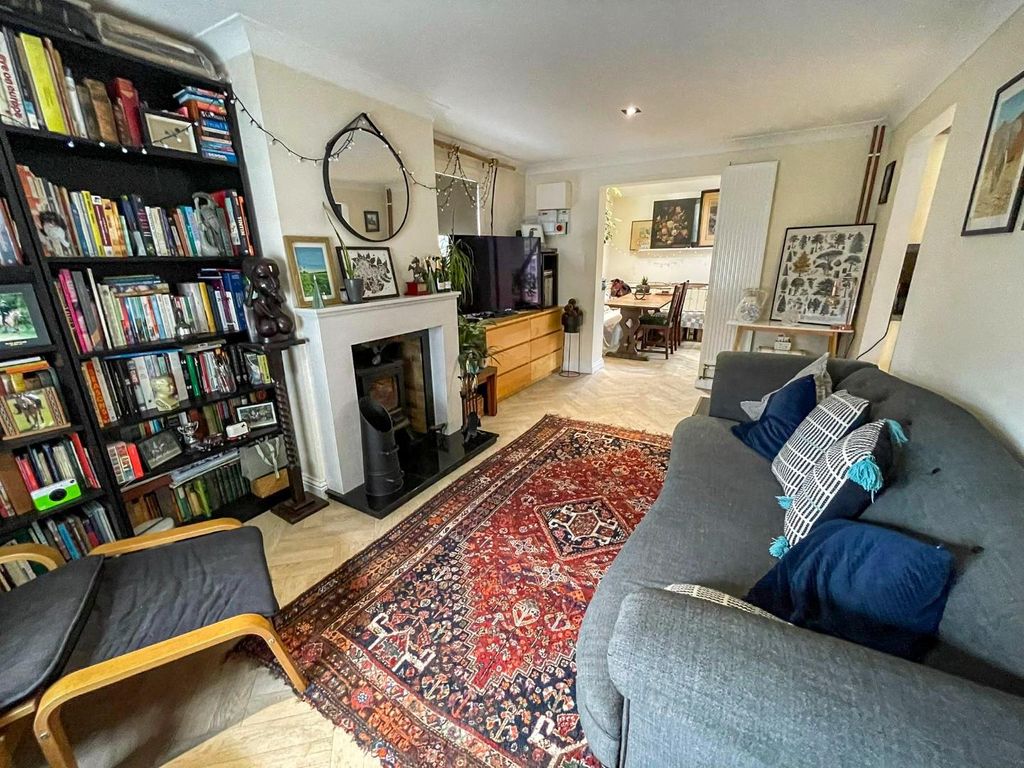 Property photo 3 of 17 Tlc_4Dd68624-882B-444d-82F8-85671098Dbf0_ce0Fa02.J