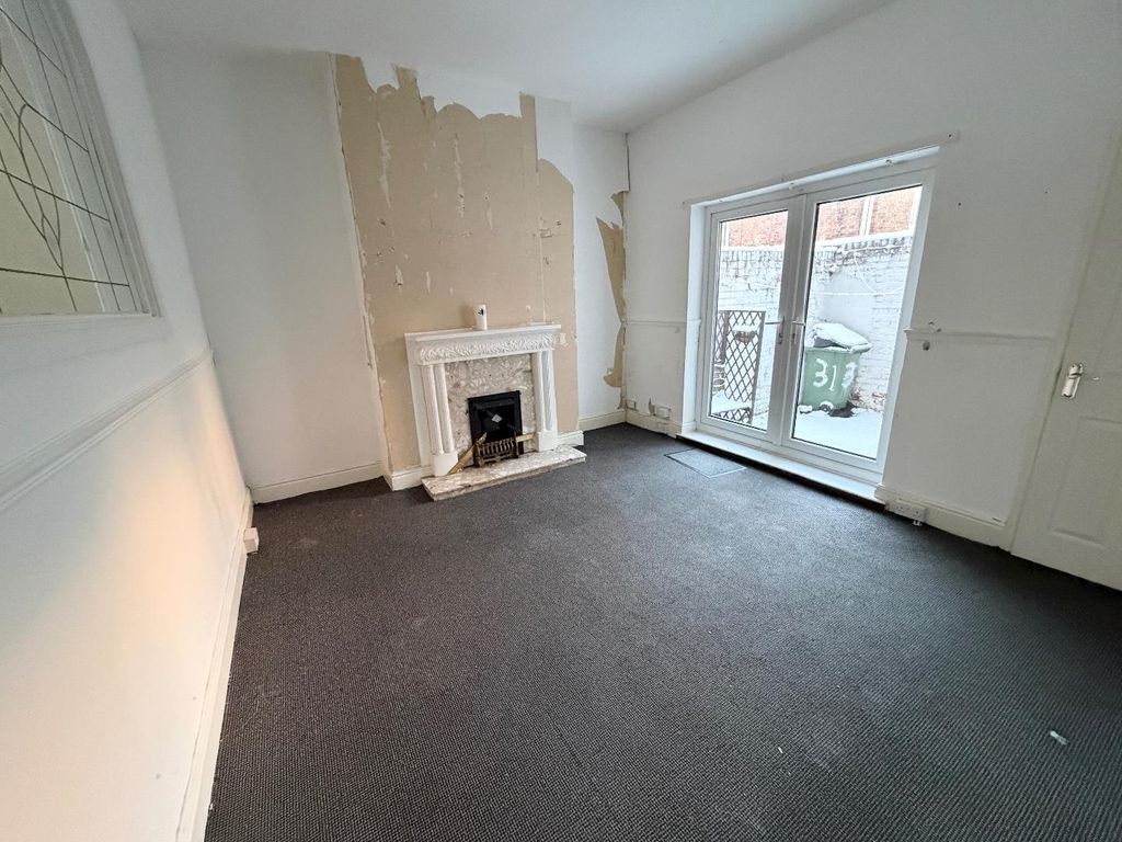 Property photo 2 of 7 Dining Room