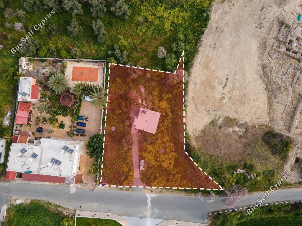 Property photo 3 of 8