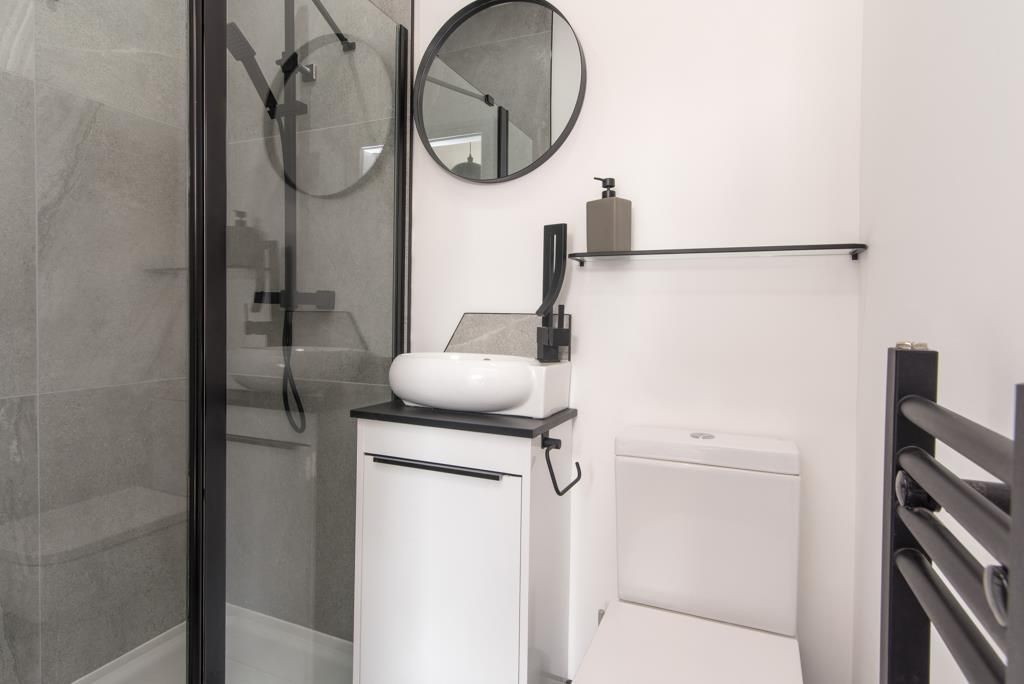 Property photo 3 of 17 17 Elm av H Res (22 Of 35).Jpg