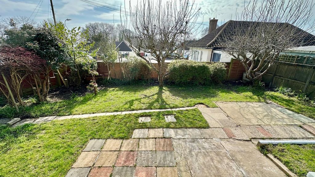 Property photo 3 of 26