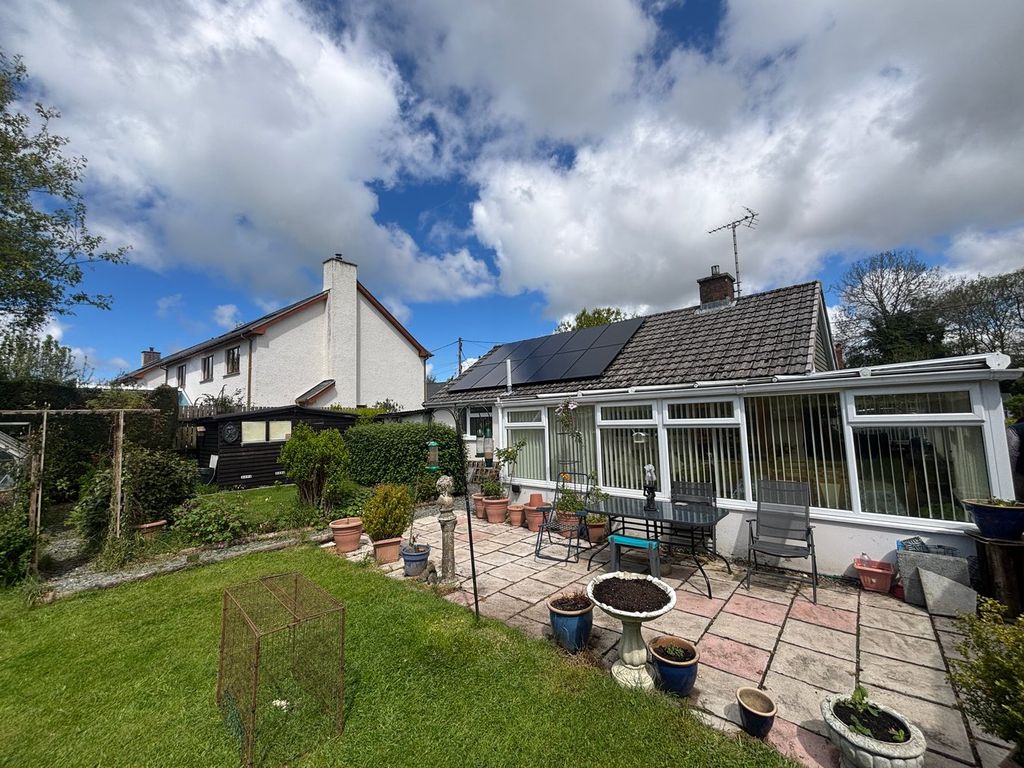 Property photo 2 of 18