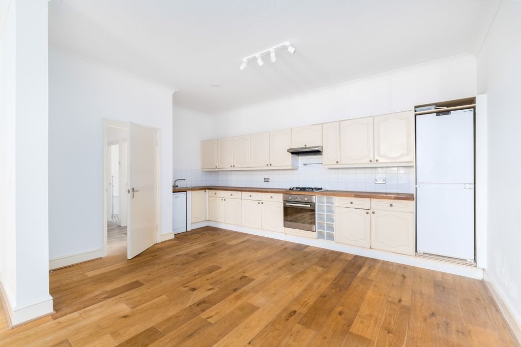 Property photo 1 of 15 F1_414_Galton_Hou...