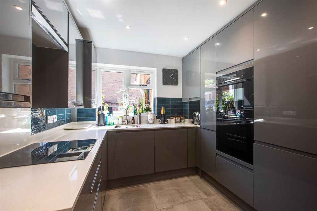 Property photo 2 of 21 Dsc_1881.Jpg