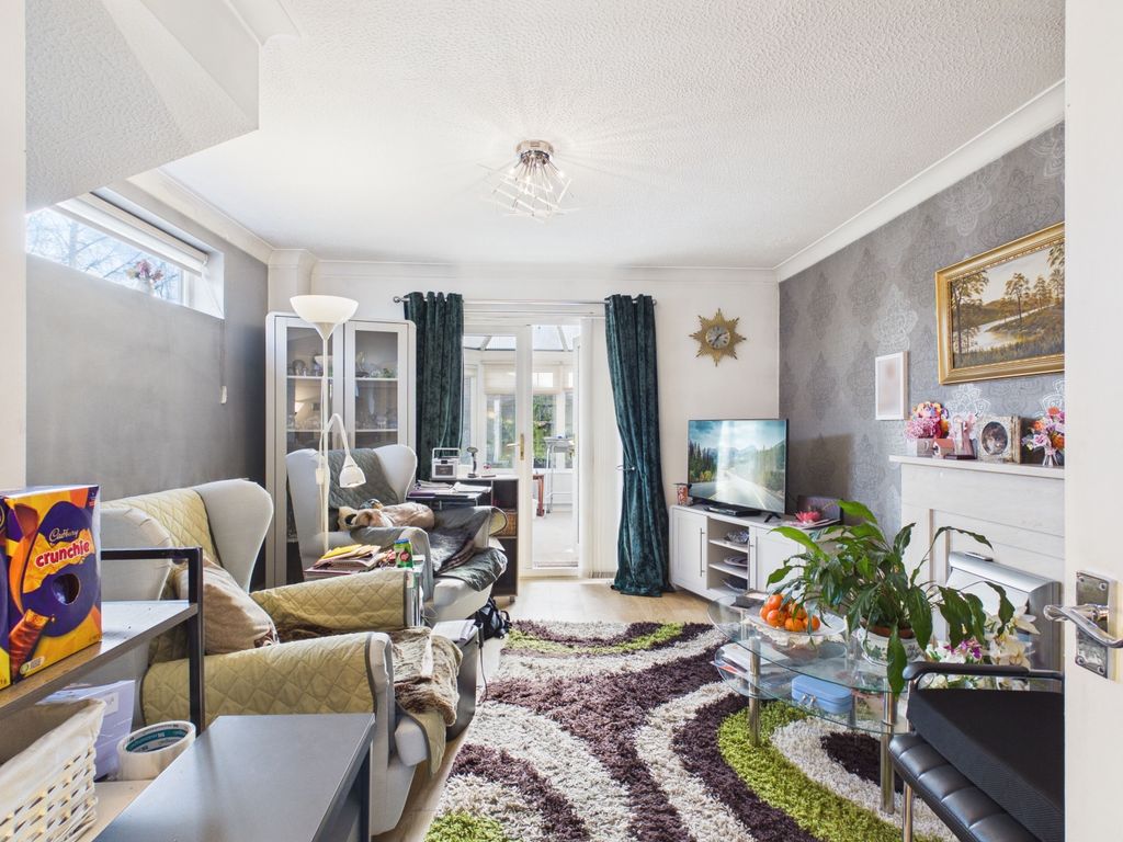 Property photo 3 of 10 4 Dovenby Fold - Ewemove - Living Room 2