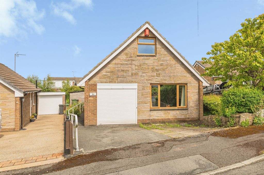 Property photo 1 of 16