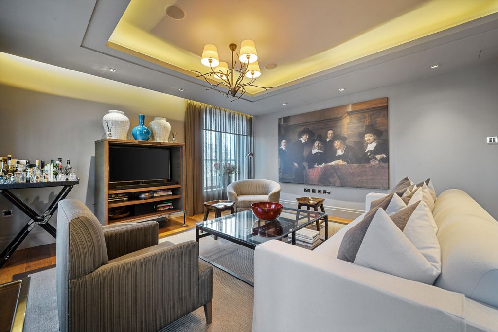 Property photo 3 of 14 Image