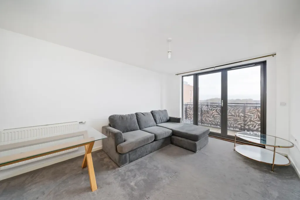 Property photo 1 of 6