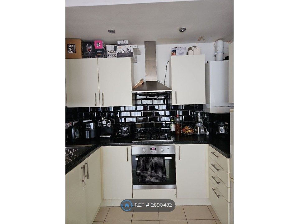 Property photo 2 of 5
