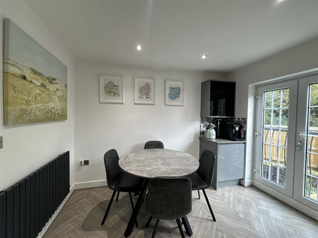 Property photo 3 of 16 Dji_20251031_150206_299.Jpeg