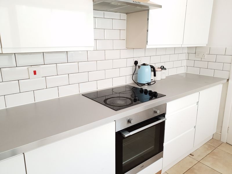 Property photo 1 of 14 Photo 18