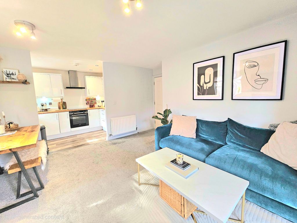 Property photo 2 of 21