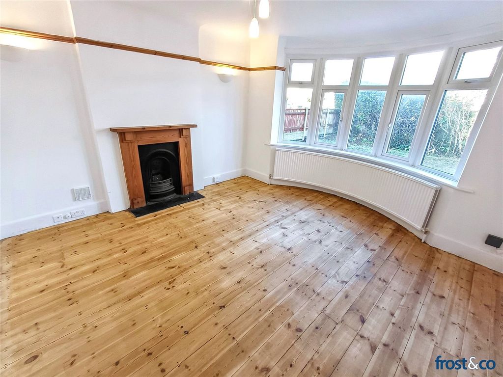 Property photo 2 of 30 Living Room