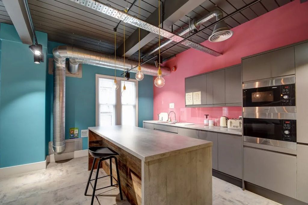 Property photo 3 of 10 2Va  1.Jpg