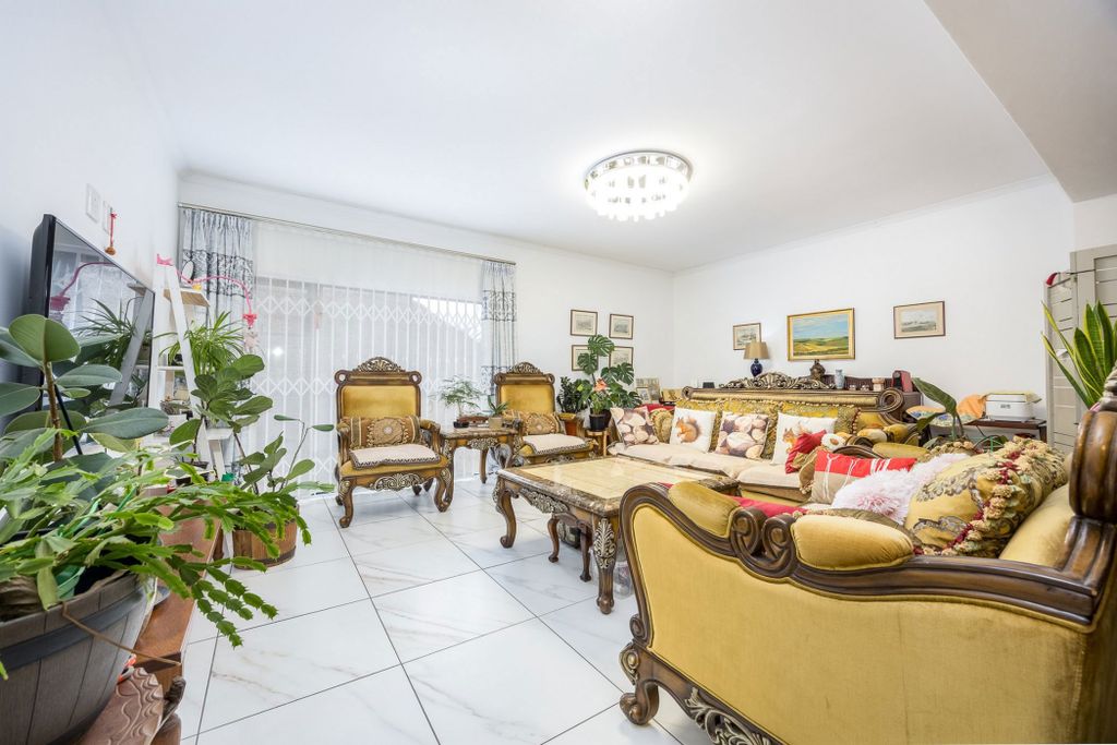 Property photo 3 of 32 Dbv1706724